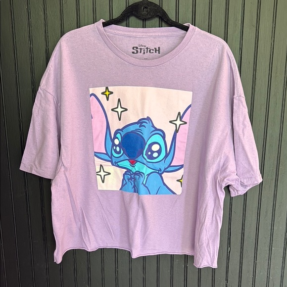 Disney Tops - Disney Lilo & Stitch Tshirt